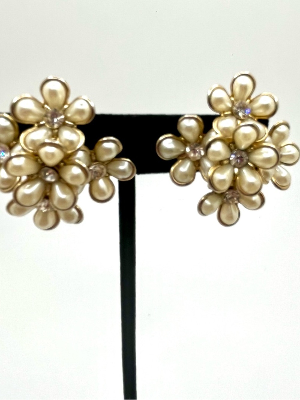 Vintage Coro pearl cluster clip on earrings gold tone floral